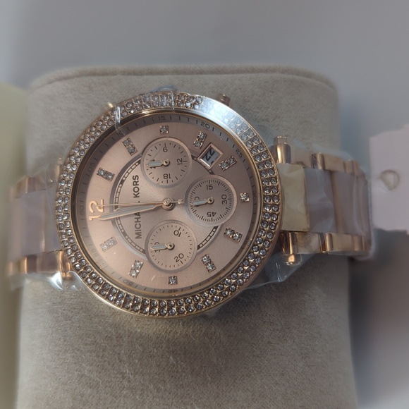 Michael Kors Watch NWT Rose Gold MK5896 - Picture 5 of 6